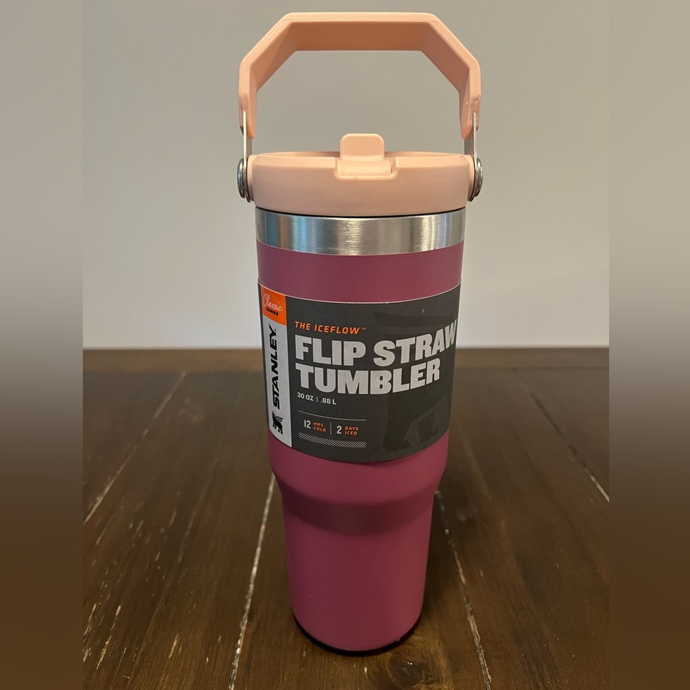 Stanley 30oz Flip Straw Tumbler BRAND NEW